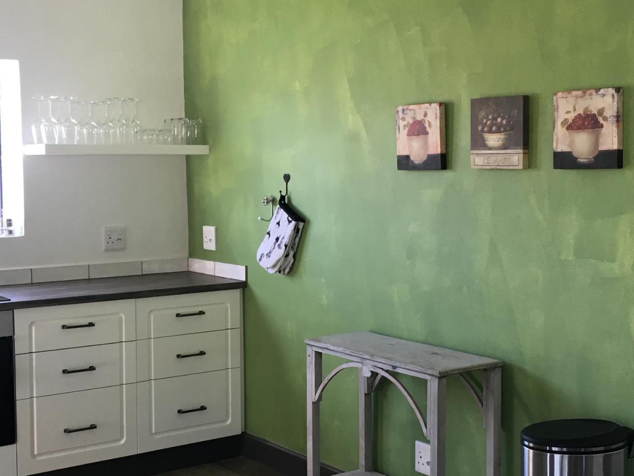 Sweetwater Guesthouse Wellington Esterno foto